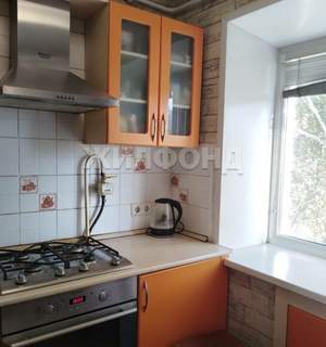 4-к квартира, вторичка, 63м2, 5/5 этаж