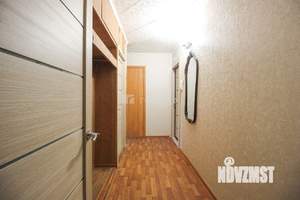 3-к квартира, вторичка, 60м2, 1/9 этаж