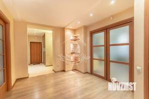 3-к квартира, вторичка, 92м2, 10/10 этаж