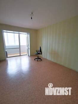 4-к квартира, вторичка, 116м2, 1/15 этаж