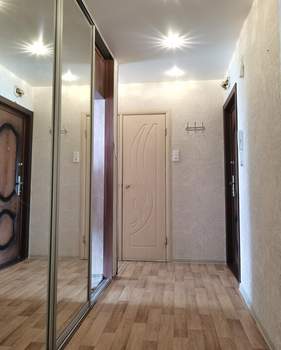 3-к квартира, вторичка, 63м2, 7/9 этаж