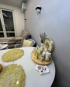 3-к квартира, вторичка, 58м2, 10/17 этаж