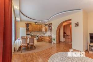 3-к квартира, вторичка, 89м2, 1/8 этаж