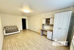 2-к квартира, вторичка, 62м2, 2/10 этаж