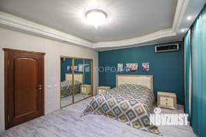 4-к квартира, вторичка, 241м2, 3/8 этаж