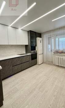 4-к квартира, вторичка, 98м2, 3/10 этаж