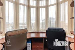 3-к квартира, вторичка, 120м2, 12/17 этаж
