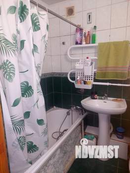 2-к квартира, вторичка, 40м2, 1/4 этаж