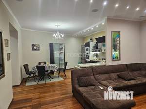 3-к квартира, вторичка, 140м2, 2/7 этаж