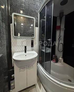 2-к квартира, вторичка, 61м2, 4/4 этаж