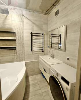 3-к квартира, вторичка, 83м2, 1/17 этаж