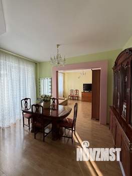 3-к квартира, вторичка, 68м2, 2/4 этаж