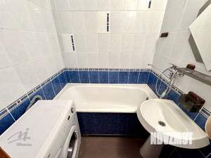4-к квартира, вторичка, 73м2, 10/10 этаж