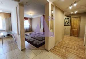 3-к квартира, вторичка, 65м2, 6/9 этаж