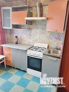 2-к квартира, вторичка, 43м2, 1/4 этаж