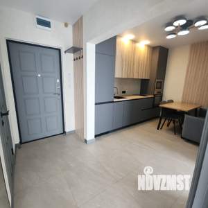 3-к квартира, вторичка, 37м2, 1/10 этаж