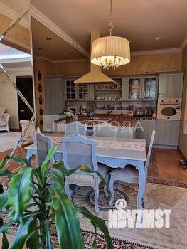 3-к квартира, вторичка, 141м2, 1/7 этаж