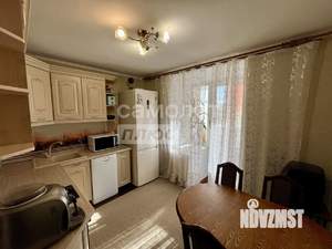 2-к квартира, вторичка, 71м2, 1/6 этаж