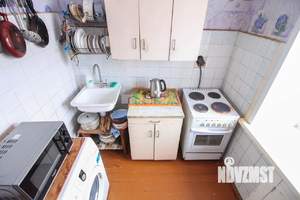 3-к квартира, вторичка, 58м2, 1/5 этаж