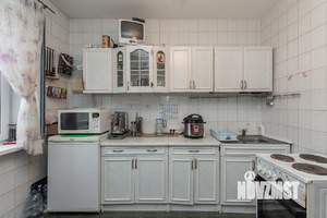 3-к квартира, вторичка, 70м2, 6/9 этаж