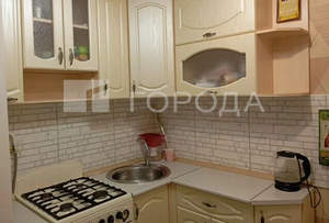 2-к квартира, вторичка, 43м2, 1/4 этаж