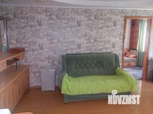 2-к квартира, вторичка, 40м2, 1/4 этаж