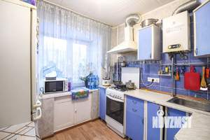 2-к квартира, вторичка, 40м2, 3/4 этаж