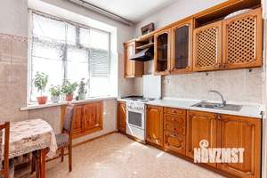 4-к квартира, вторичка, 101м2, 5/5 этаж